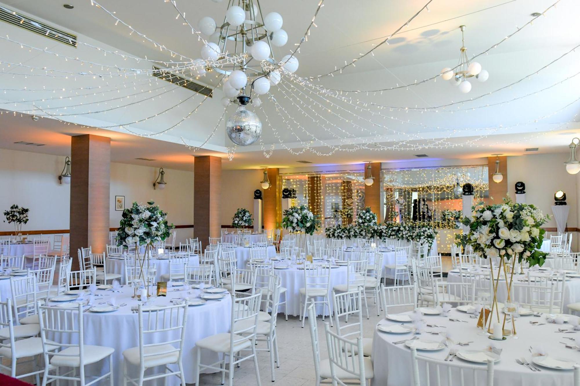 Hotel Fontana Backa Palanka Ngoại thất bức ảnh